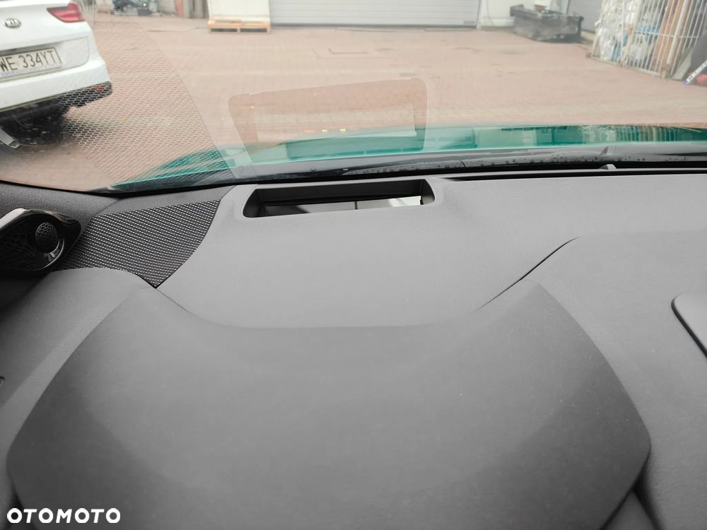 Toyota Corolla 2.0 GR Sport - 31