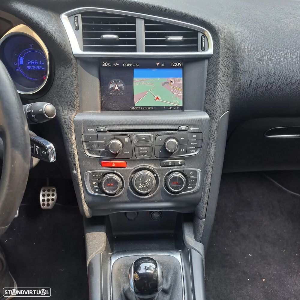 Citroën DS4 1.6 e-HDi So Chic - 5