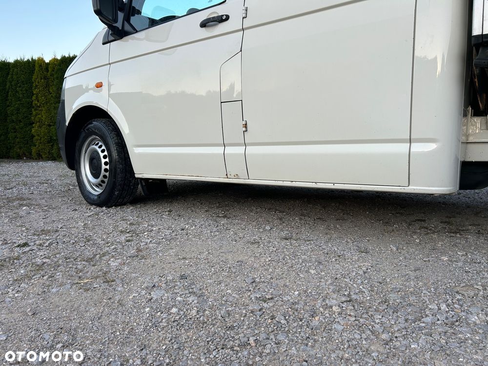 Volkswagen Transporter - 9