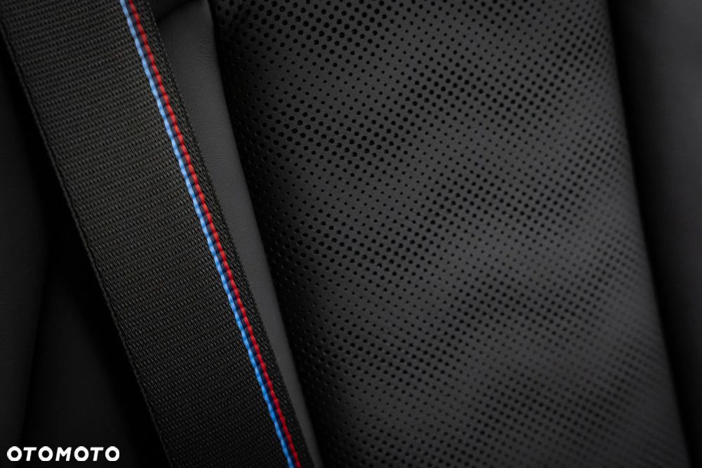 BMW M3 Competition xDrive sport - 39