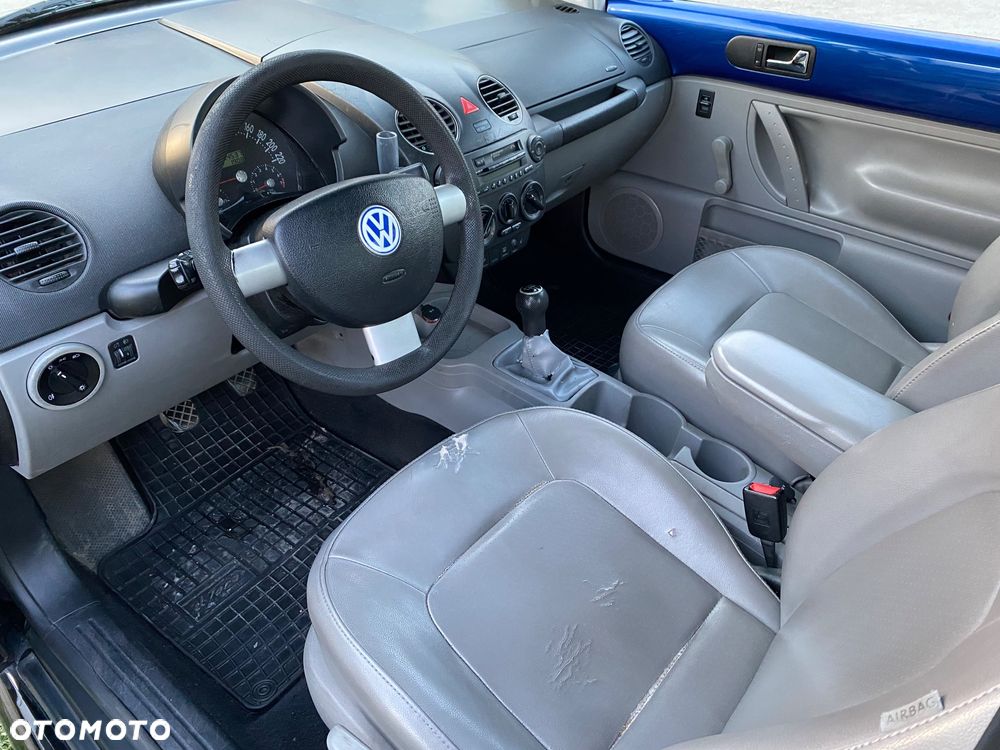 Volkswagen New Beetle - 5