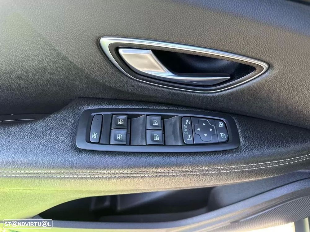 Renault Scénic dCi 110 EDC LIMITED - 24