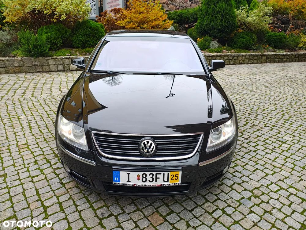 Volkswagen Phaeton - 35