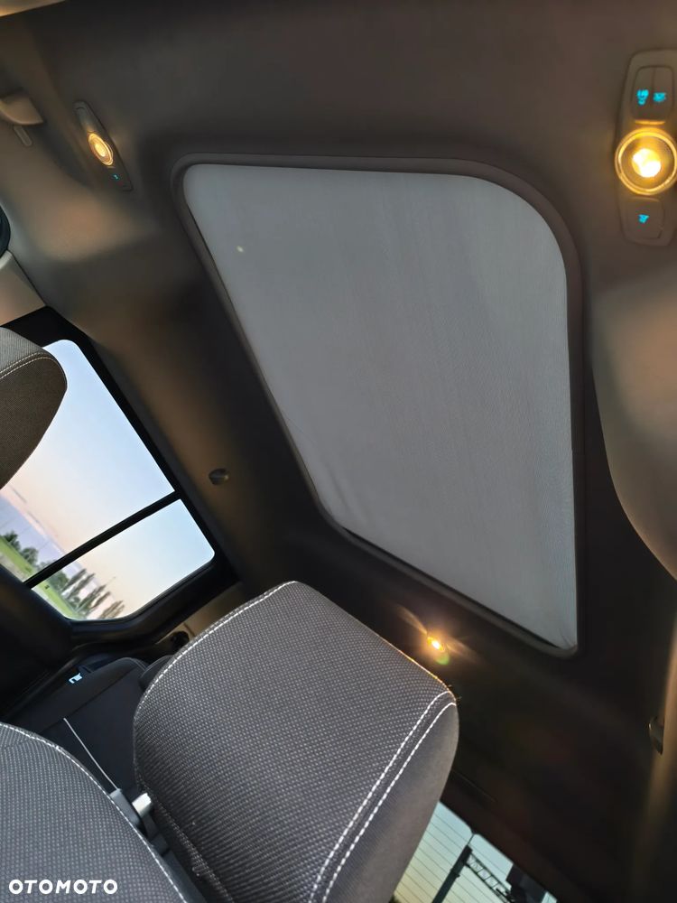 Ford Tourneo Connect Gr 1.5 TDCi Titanium - 21