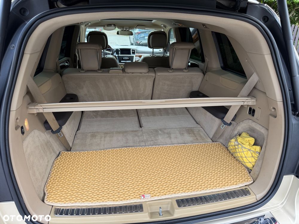 Mercedes-Benz GL 500 4-Matic - 24