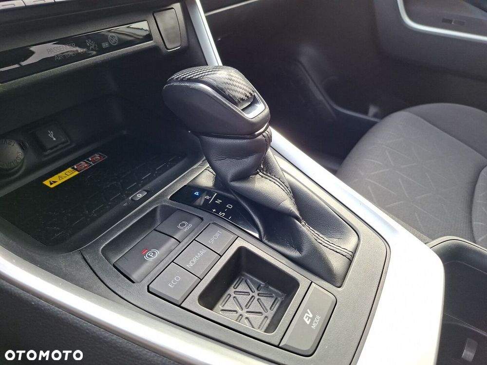 Toyota RAV4 2.5 Hybrid Comfort 4x2 - 28