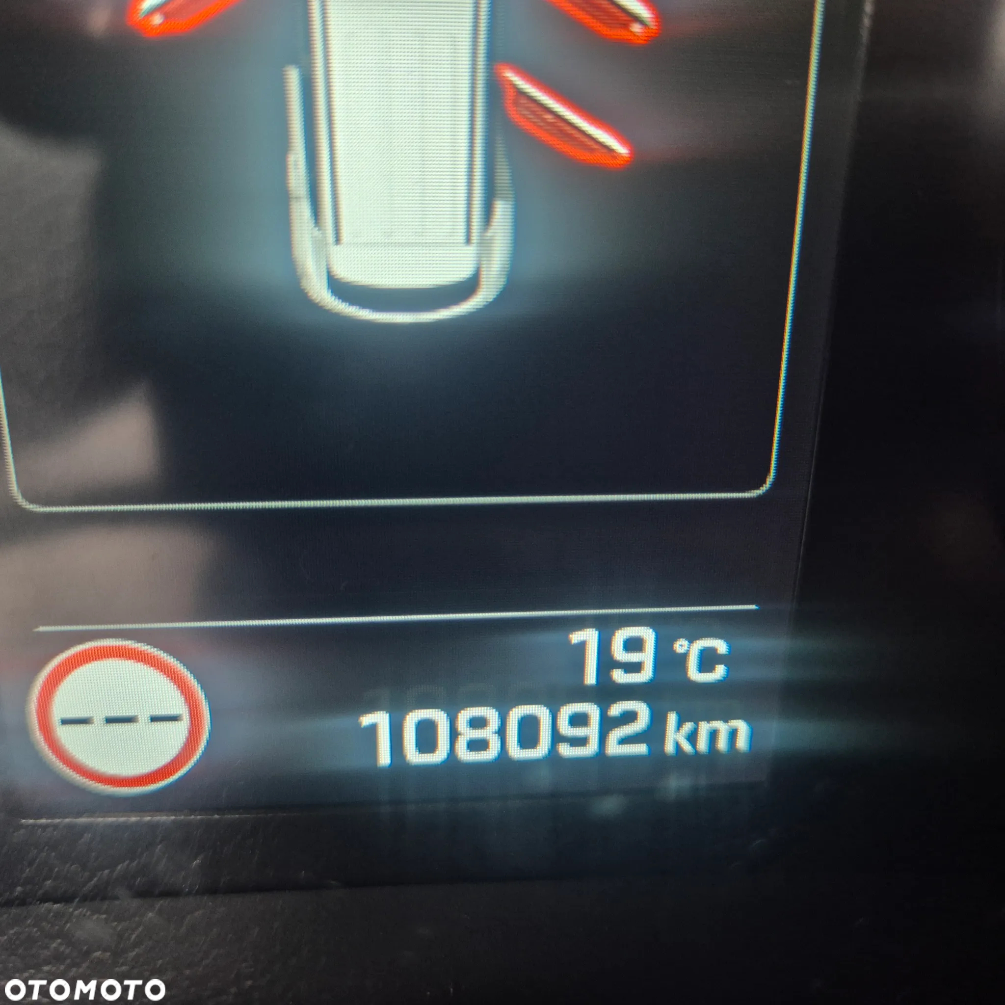 Hyundai Tucson blue 1.7 CRDi 2WD Intro Edition - 32