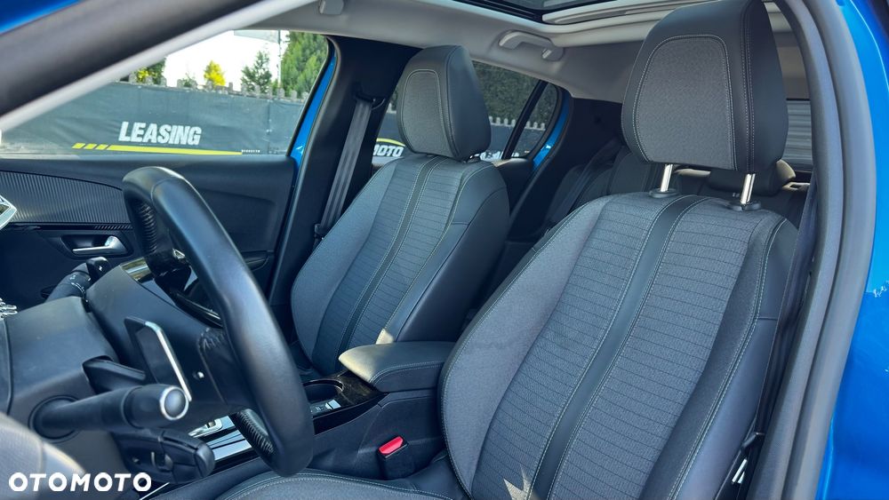 Peugeot 208 PureTech 130 EAT8 Allure - 19