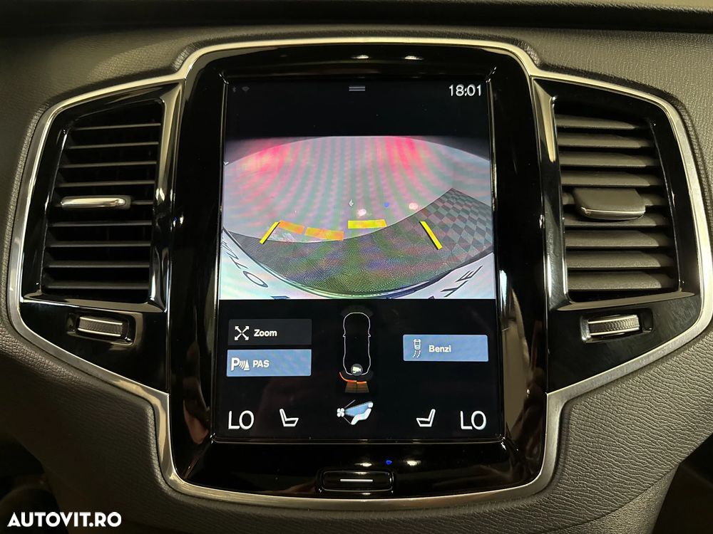 Volvo XC 90 - 21