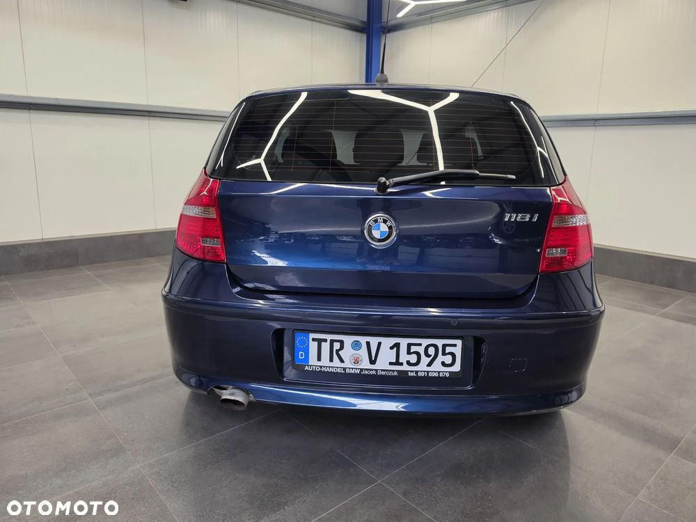 BMW Seria 1 118i - 11