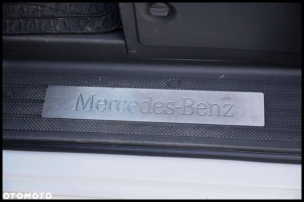 Mercedes-Benz Viano - 30