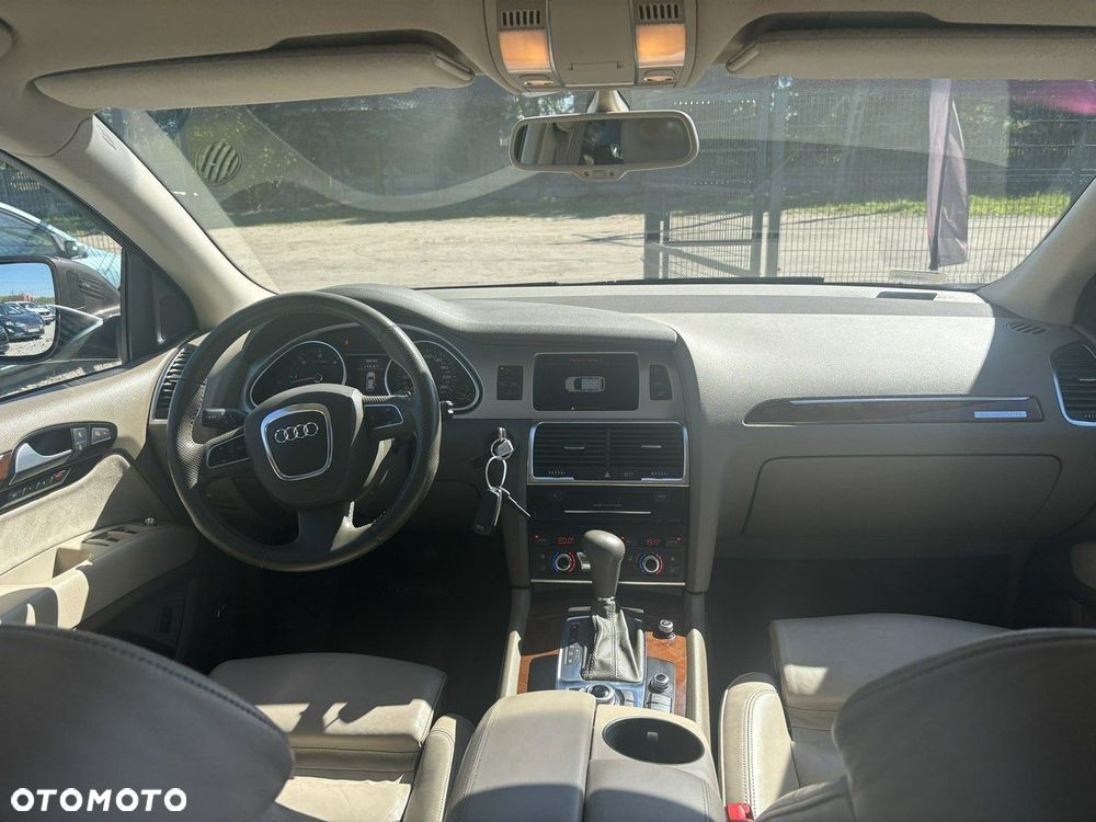 Audi Q7 - 21
