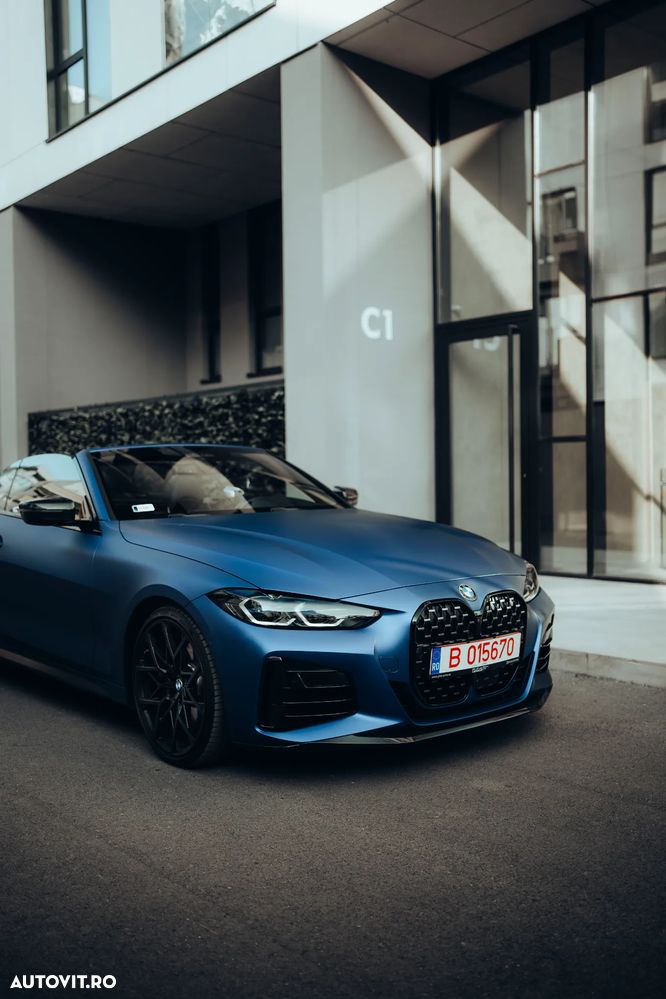 BMW M4 M440i xDrive AT MHEV - 1