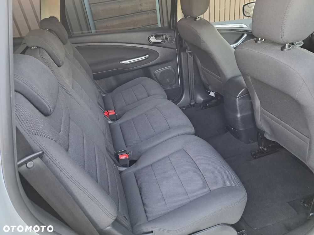 Ford Galaxy 2.0 TDCi Titanium - 32