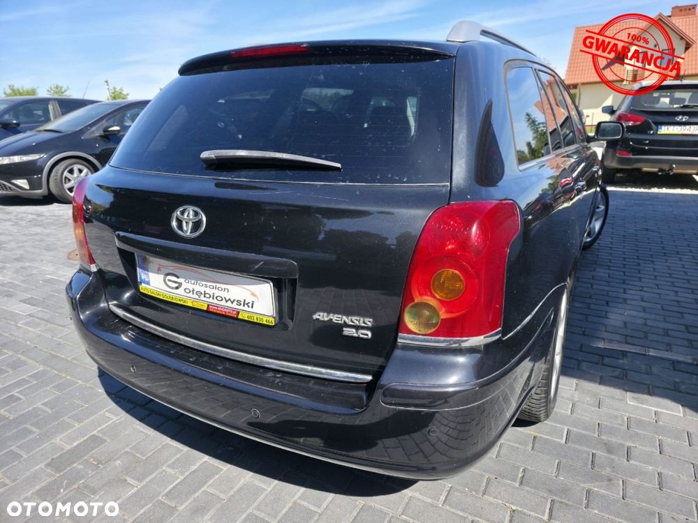 Toyota Avensis - 10