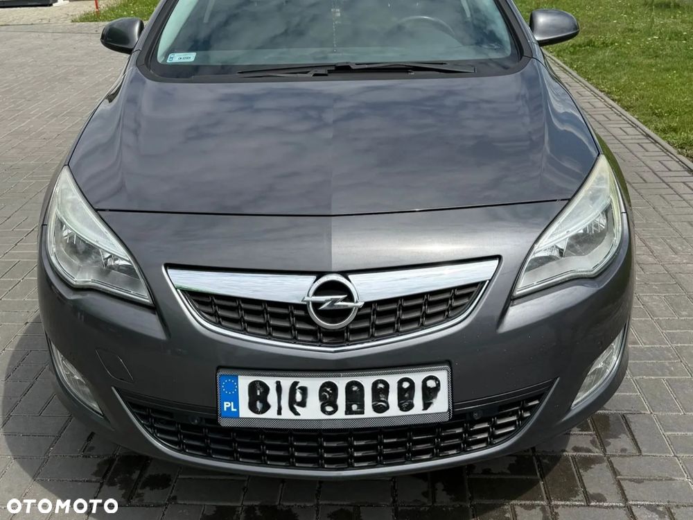 Opel Astra IV 1.4 T Cosmo - 5