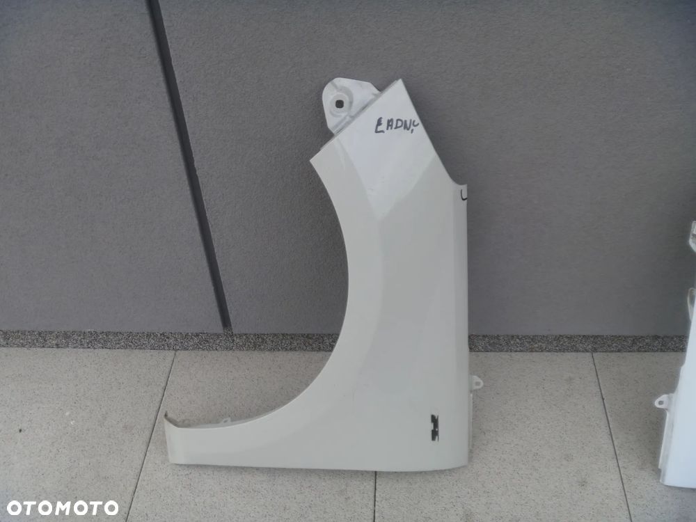 FORD FIESTA MK8 BŁOTNIK PRAWY LEWY ORYGINAŁ - 10
