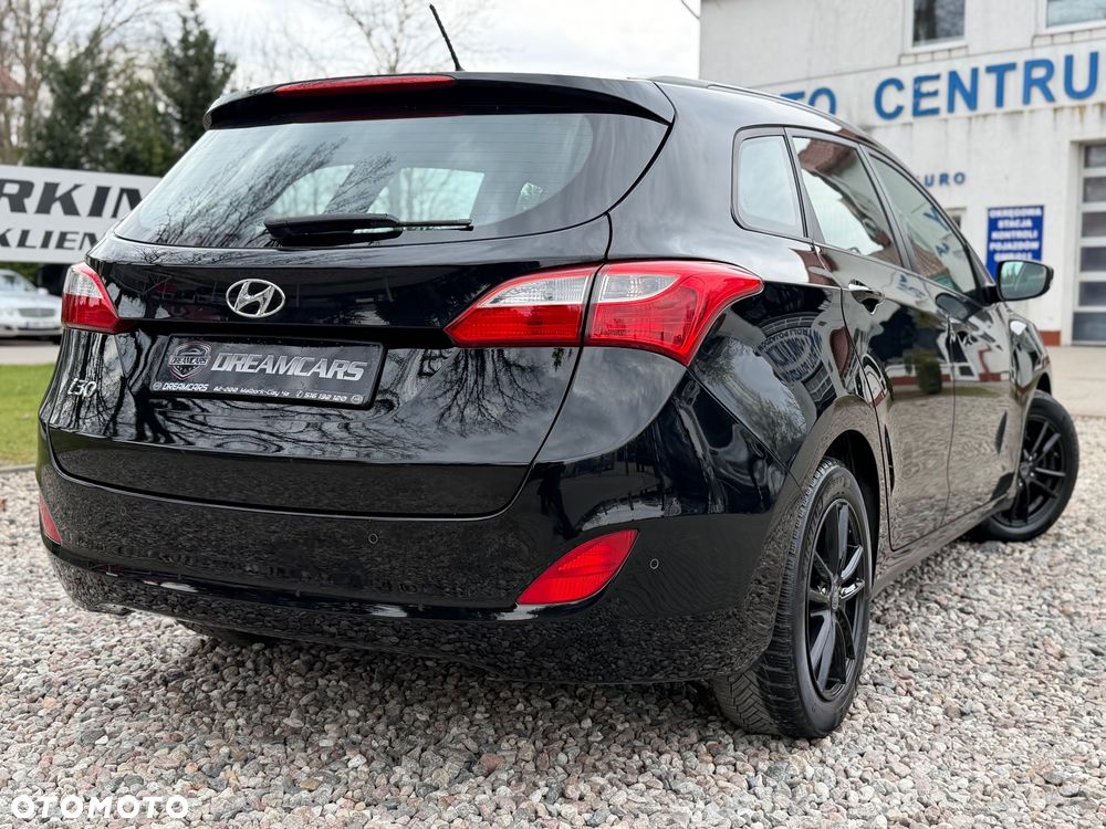 Hyundai i30 - 12