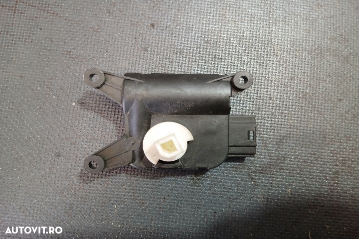 Motoras clapeta aeroterma dreapta 1K1907511G 0132801338 1K1907511G 01 - 1