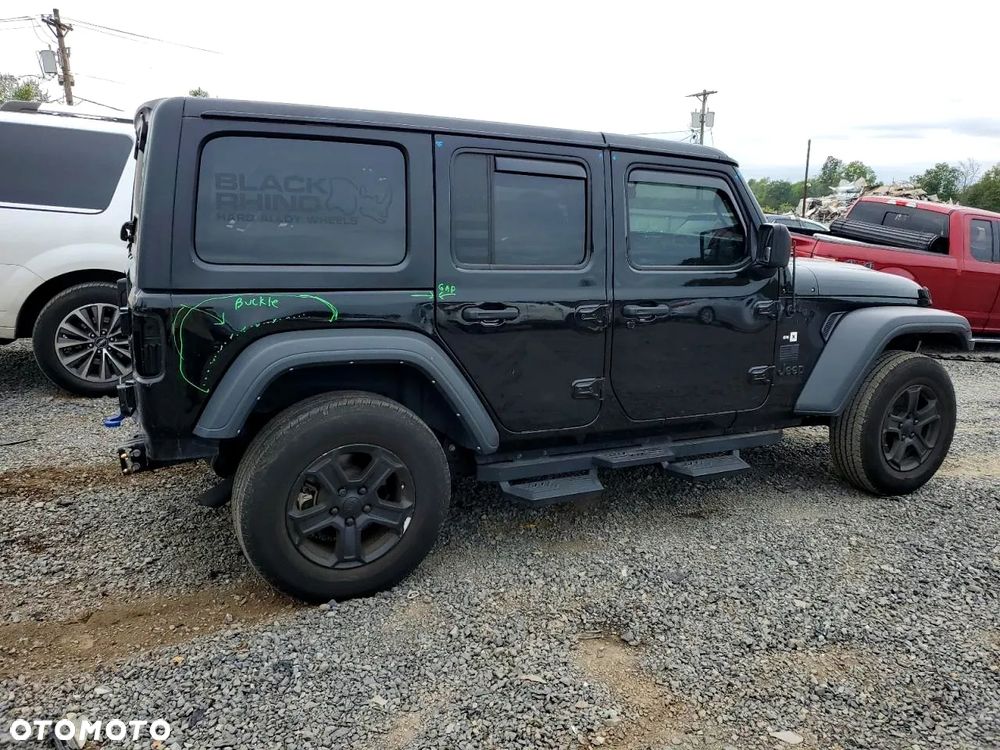 Jeep Wrangler - 4