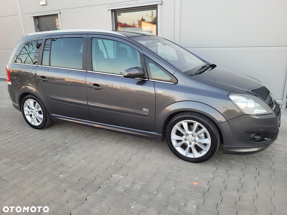 Opel Zafira 1.8 Sport - 23