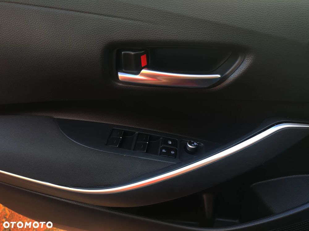Toyota Corolla 1.8 Hybrid Comfort - 15