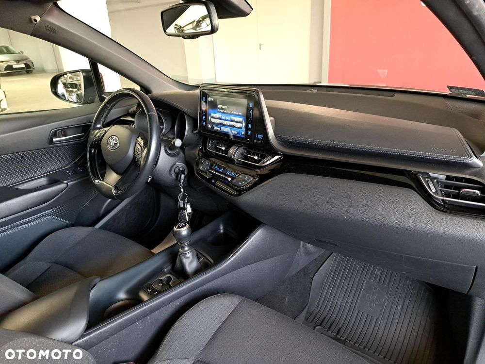 Toyota C-HR 1.2 T GPF Premium - 17
