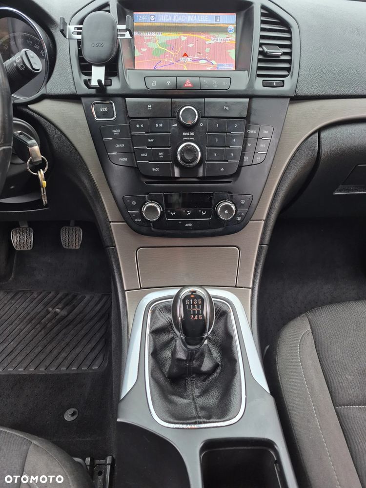 Opel Insignia 2.0 CDTI - 6