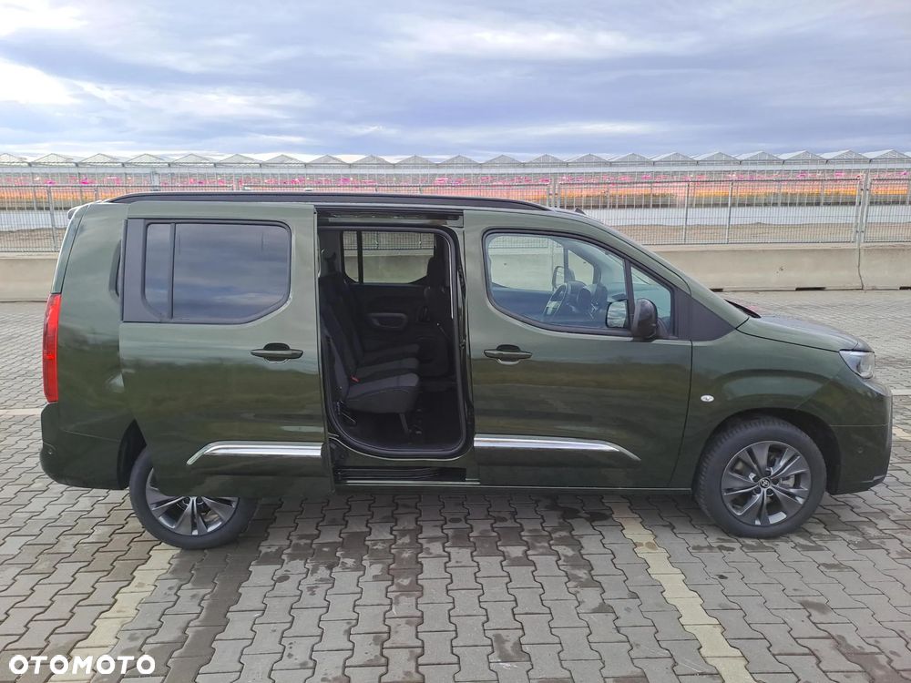 Toyota Proace City Verso 1.5 D-4D VIP - 11
