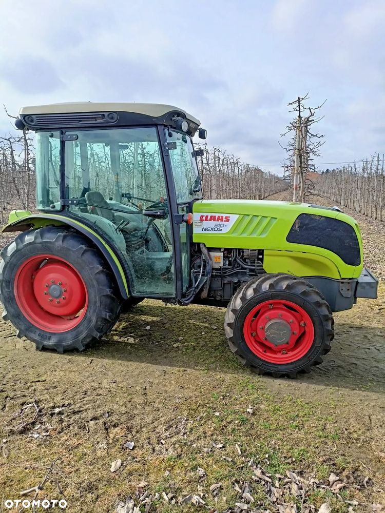 Claas NEXOS 210F - 3