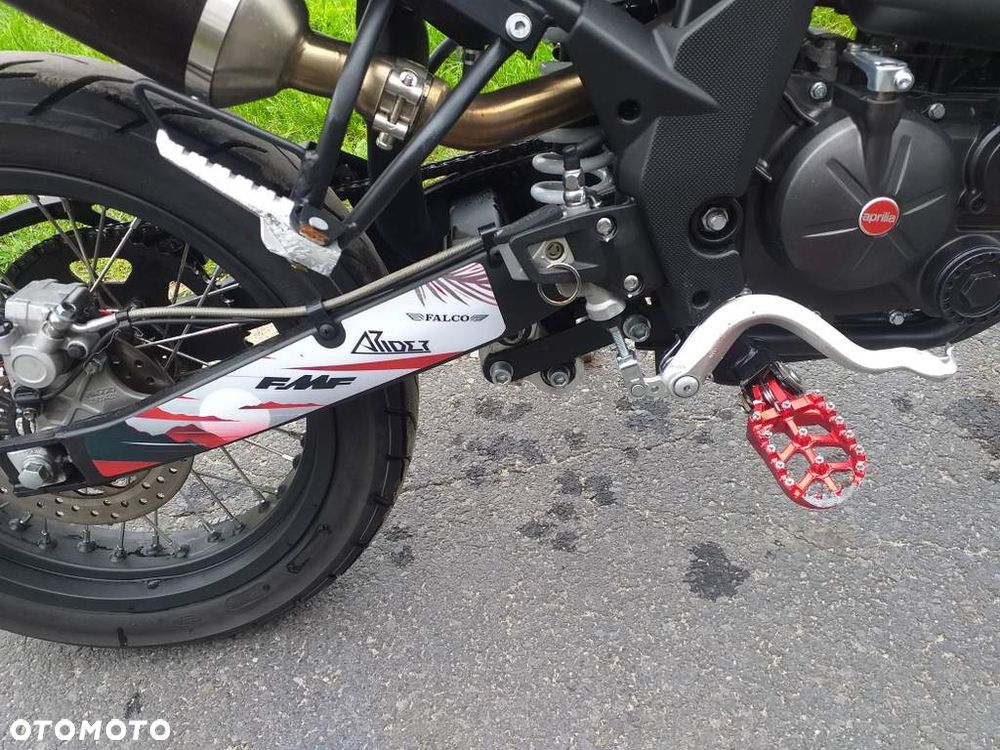 Aprilia SX - 12