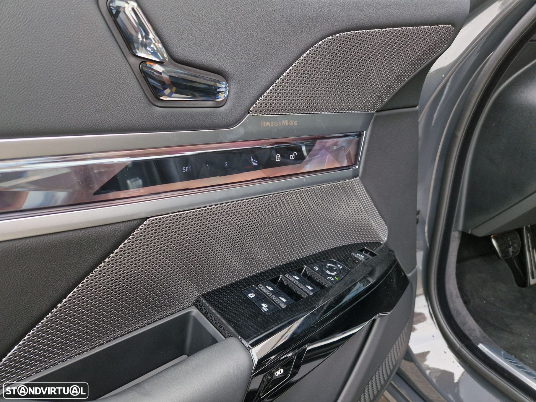 BMW i7 eDrive50 Pack Desportivo M Pro - 8