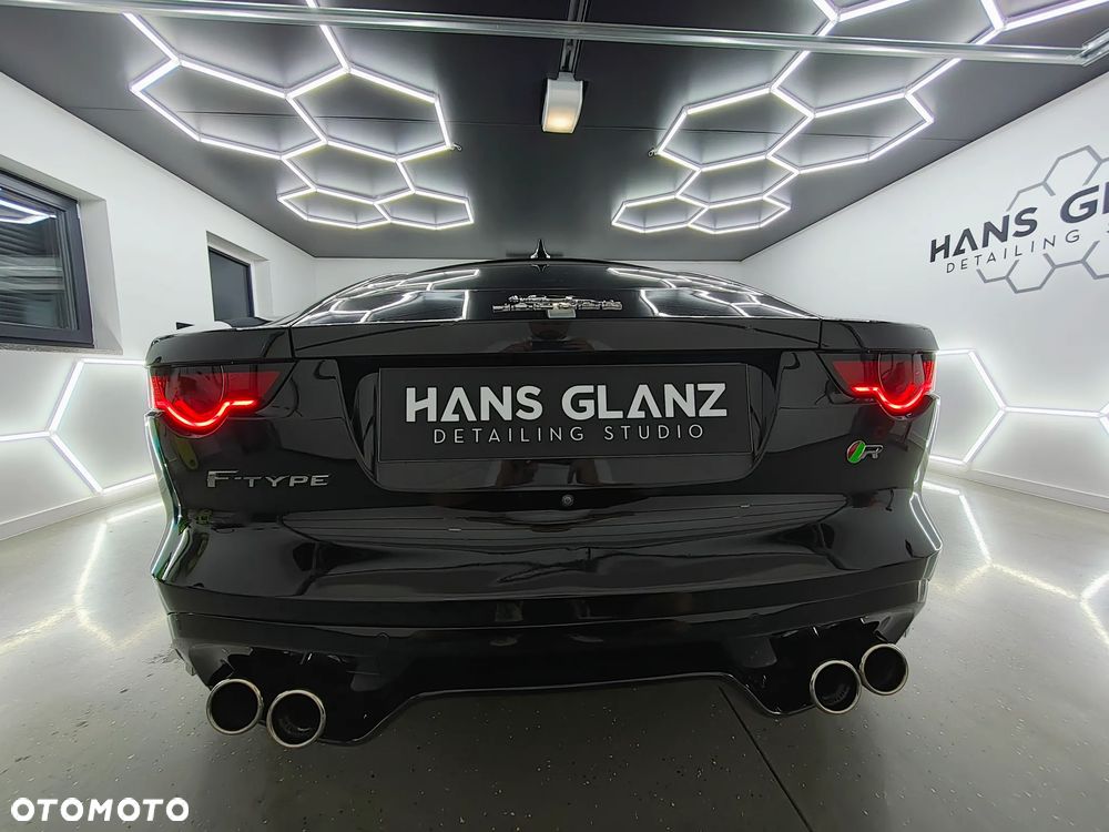 Jaguar F-Type R AWD - 17