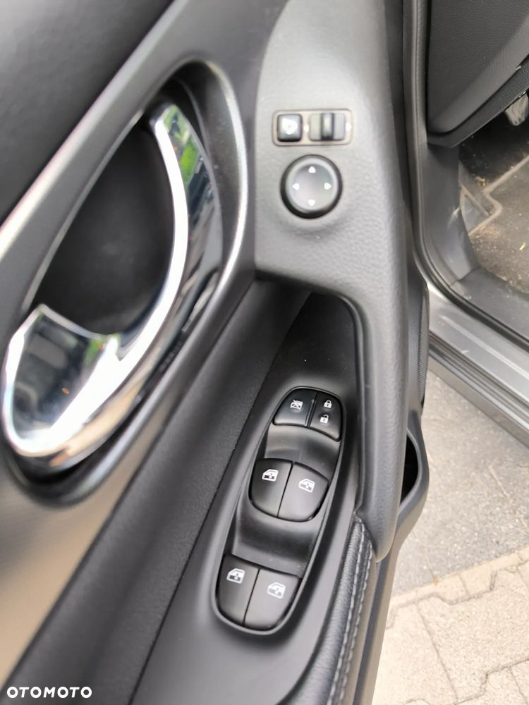 Nissan Qashqai 1.3 DIG-T N-Connecta - 4