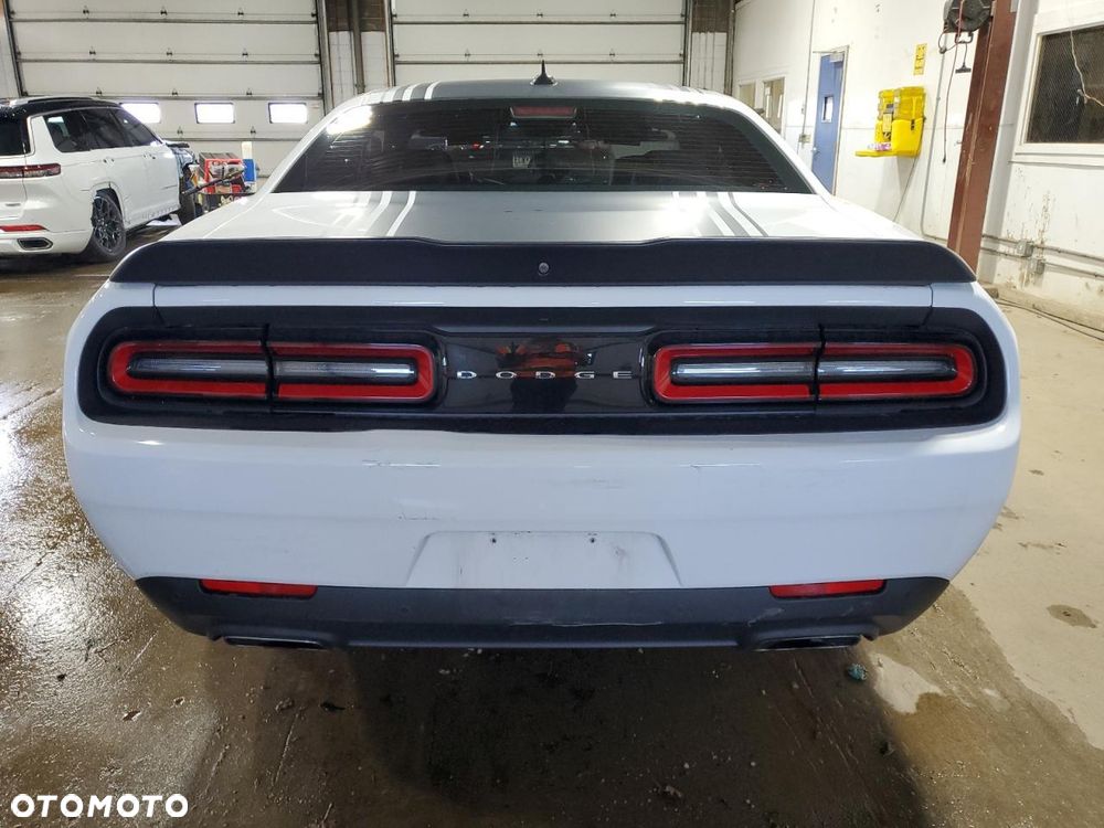 Dodge Challenger 5.7 R/T Shaker - 5