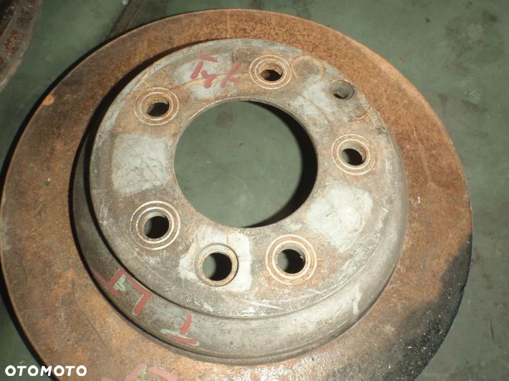 tarcza hamulcowa tył tylna 330 mm touareg cayenne Q7 - 2