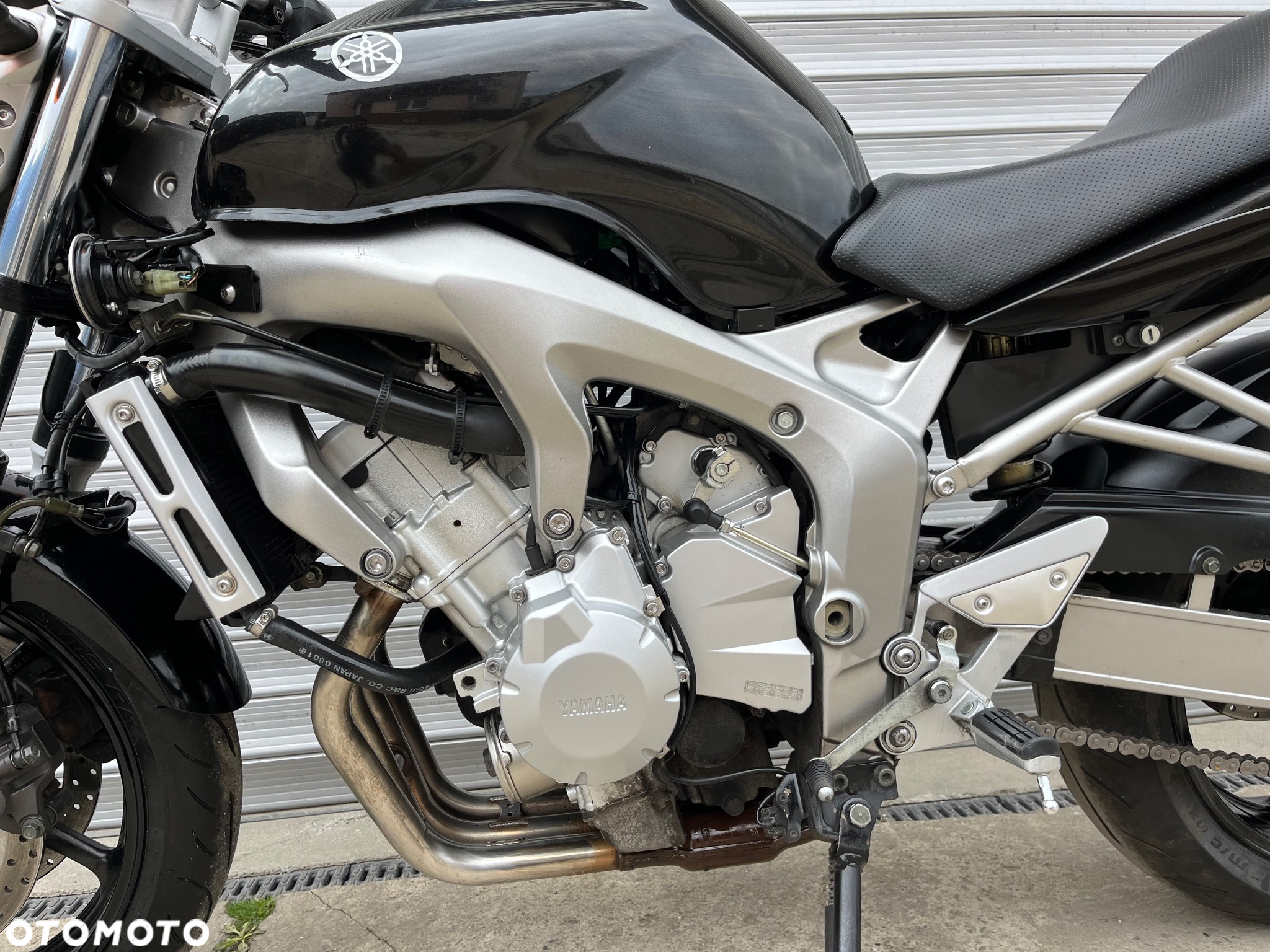 Yamaha FZ6 - 19