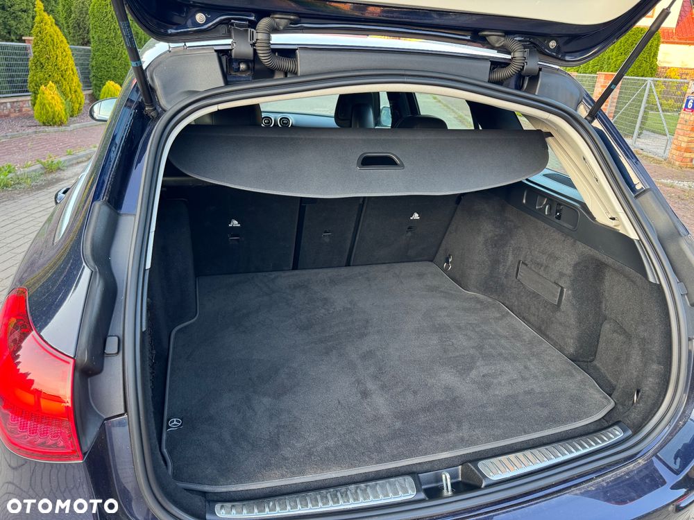 Mercedes-Benz Klasa C 200 d mHEV Business Edition - 17