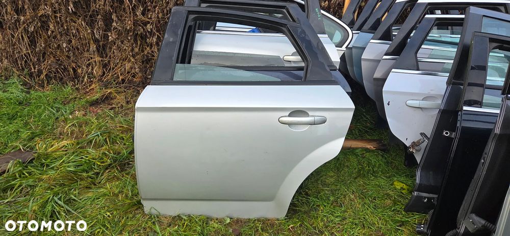 Drzwi kompletne tylne lewe Ford Mondeo Mk4 HTB H8 (bez malowania) - 1