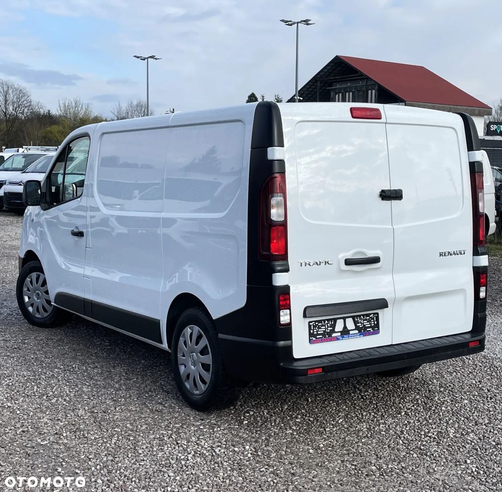 Renault Trafic - 10