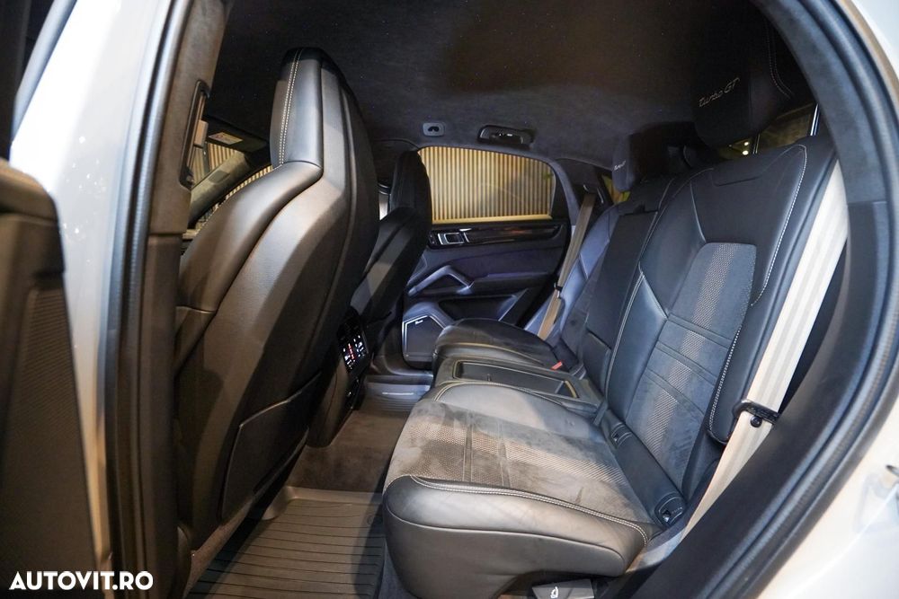 Porsche Cayenne Coupe - 29