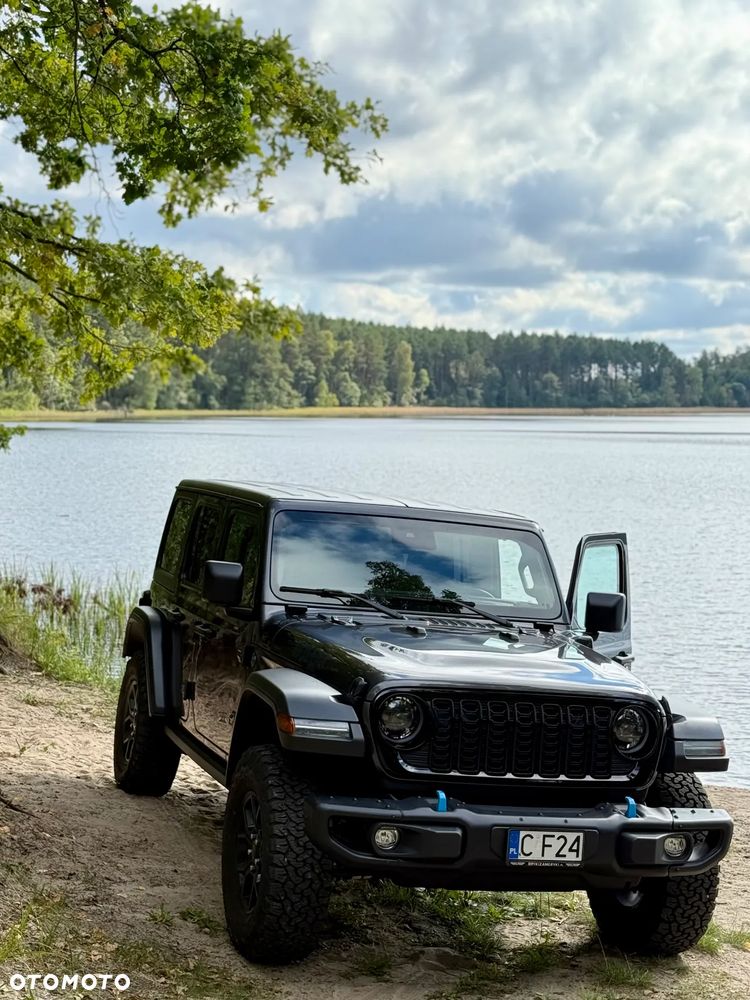 Jeep Wrangler - 4