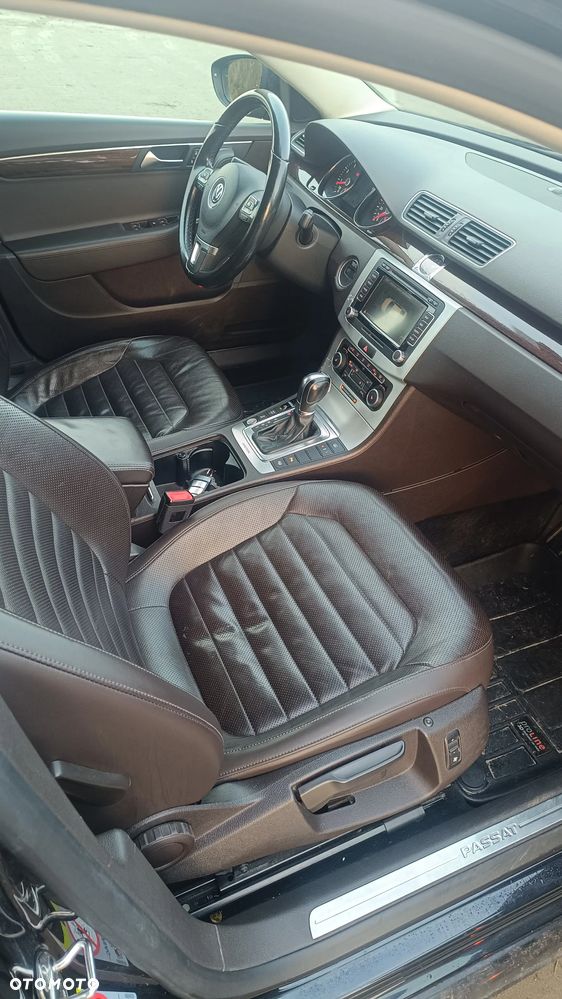 Volkswagen Passat 3.6 V6 4Mot Highline DSG - 6