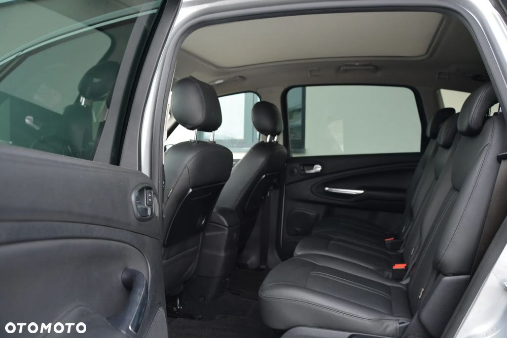 Ford S-Max 2.2 TDCi DPF Durashift-6-tronic Titanium - 29