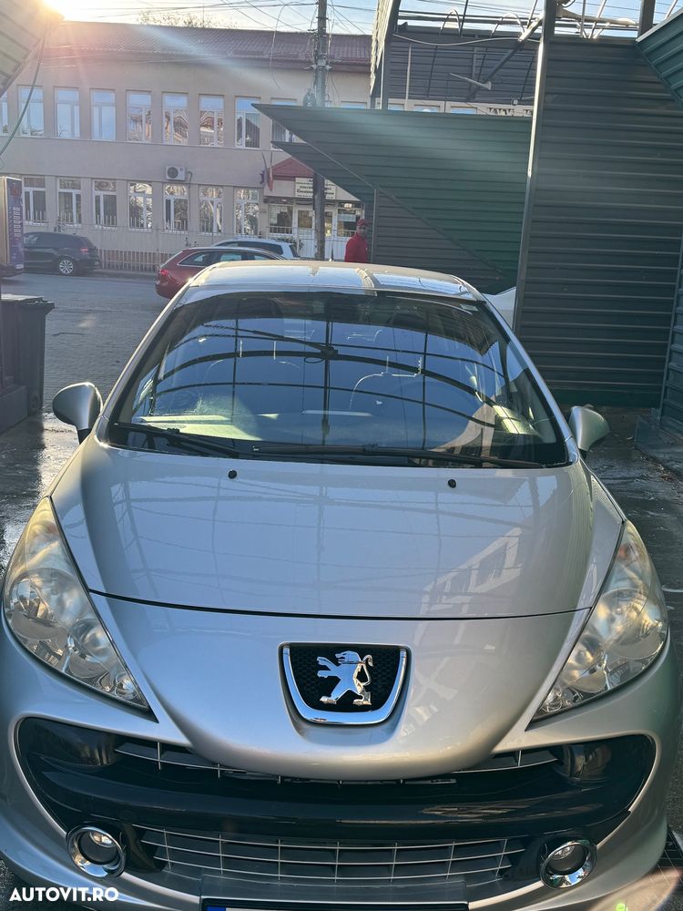 Peugeot 207 - 3