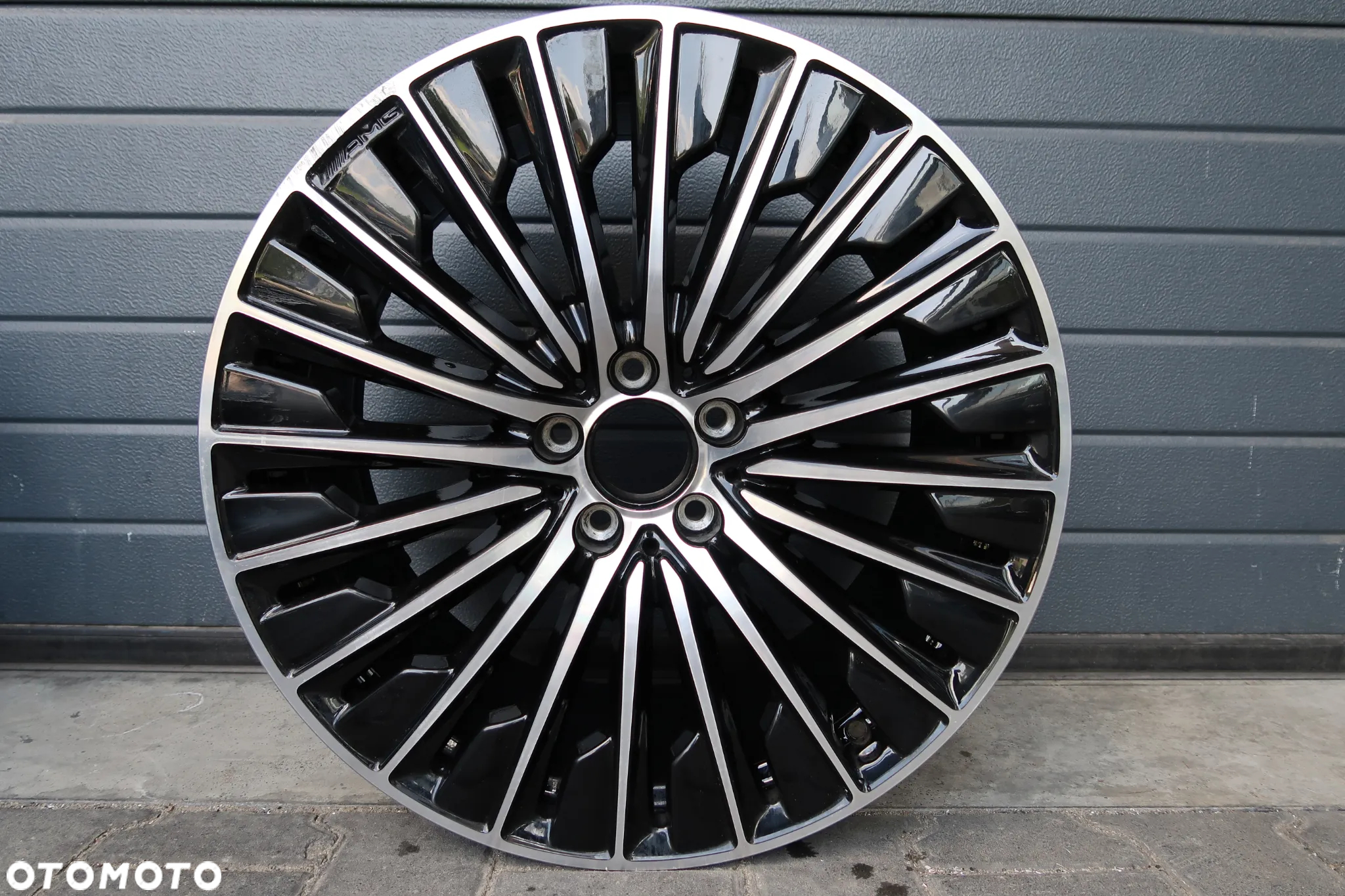 C69 FELGA MERCEDES E KLASA A2144010600 9,5X20ET51 - 3
