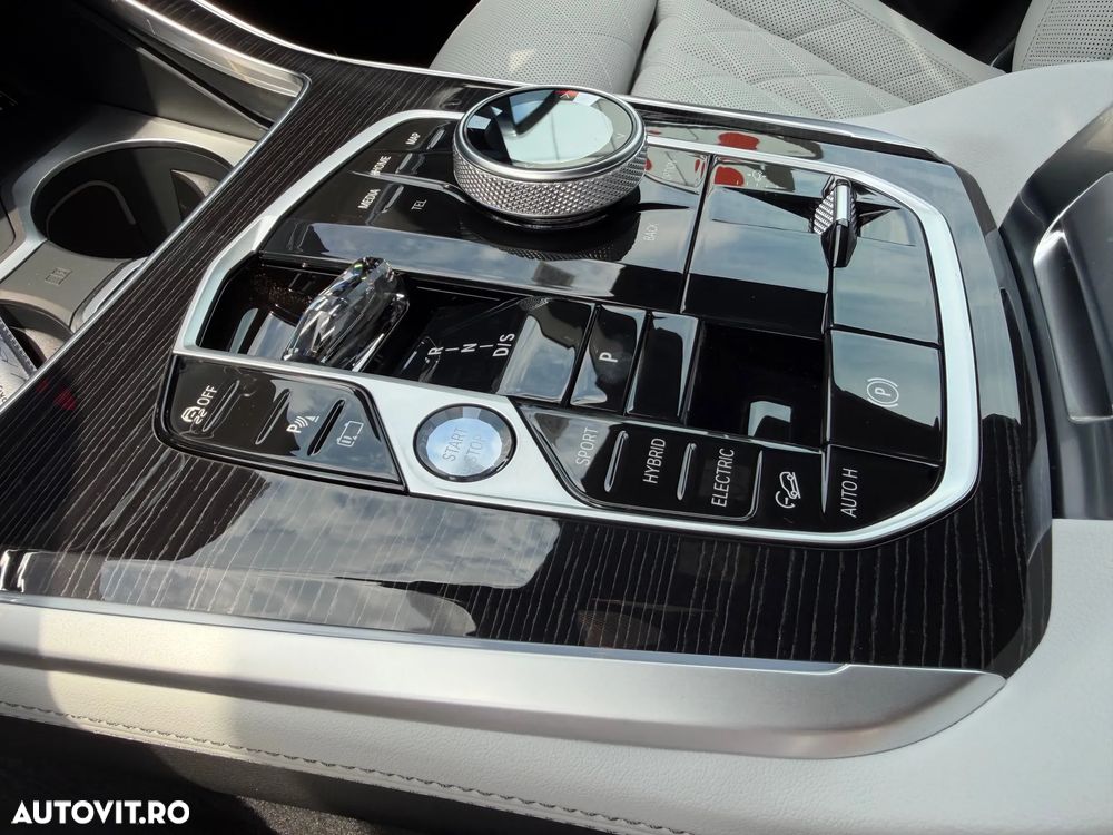 BMW X5 xDrive50e - 14