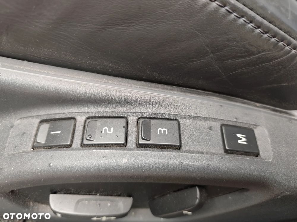 Volvo V70 2.0D Momentum - 8