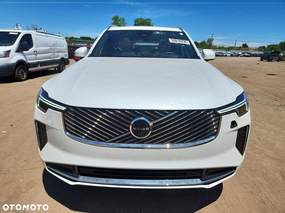 Volvo XC 90 - 6