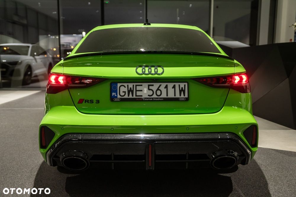 Audi RS3 Limousine - 4